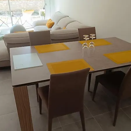 T2 Neuf Avec Terrasse Proche Avignon Apartment *